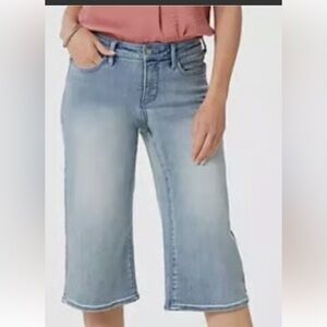 NWT NYDJ high-rise major wide leg Capri in daybreak 8P